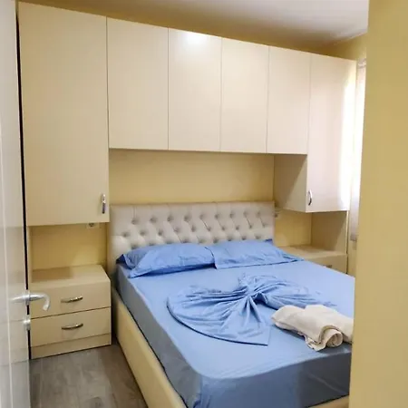 Apartment Summer In *